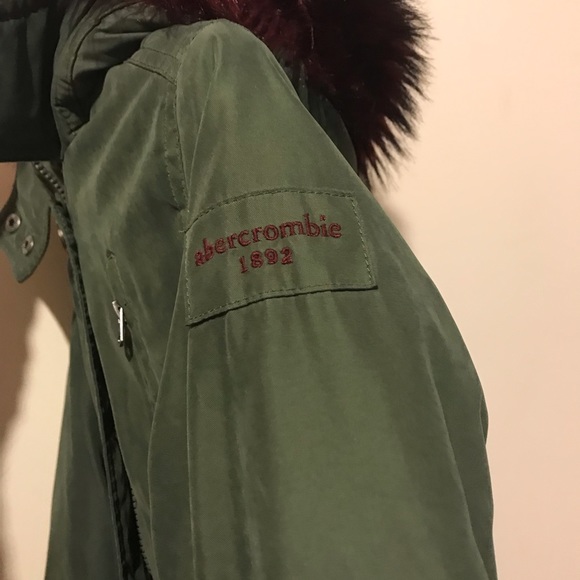 Girl's Abercrombie Parka - Picture 3 of 5